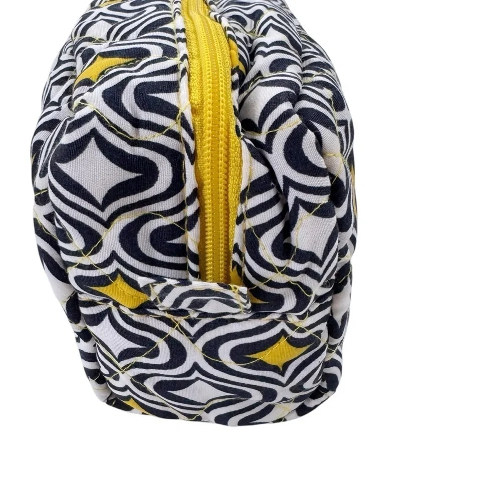 NWT Quilted Cosmetic Bag Buckhead Betties Curve Appeal Navy Yellow